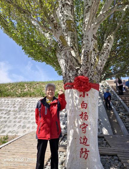 【柳岸·月】多些陪伴，少些遺憾（散文）