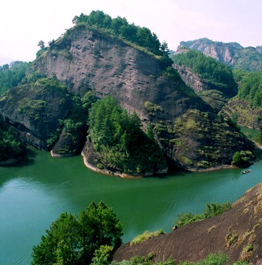 【南山】遇見冠豸山（隨筆）