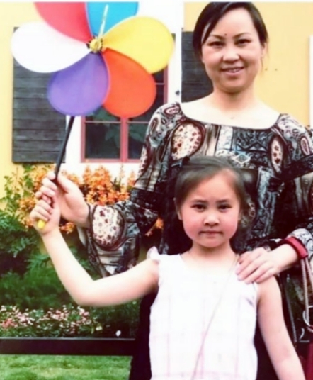 【天涯】女兒給我做疏導（散文）