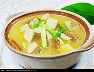 【西風(fēng)在人間】?jī)蓧K酸湯豆腐（征文散文）